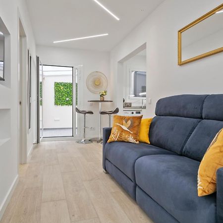 Boutique Plaza Catalonia Suites Cornella Cornellà de Llobregat Kültér fotó