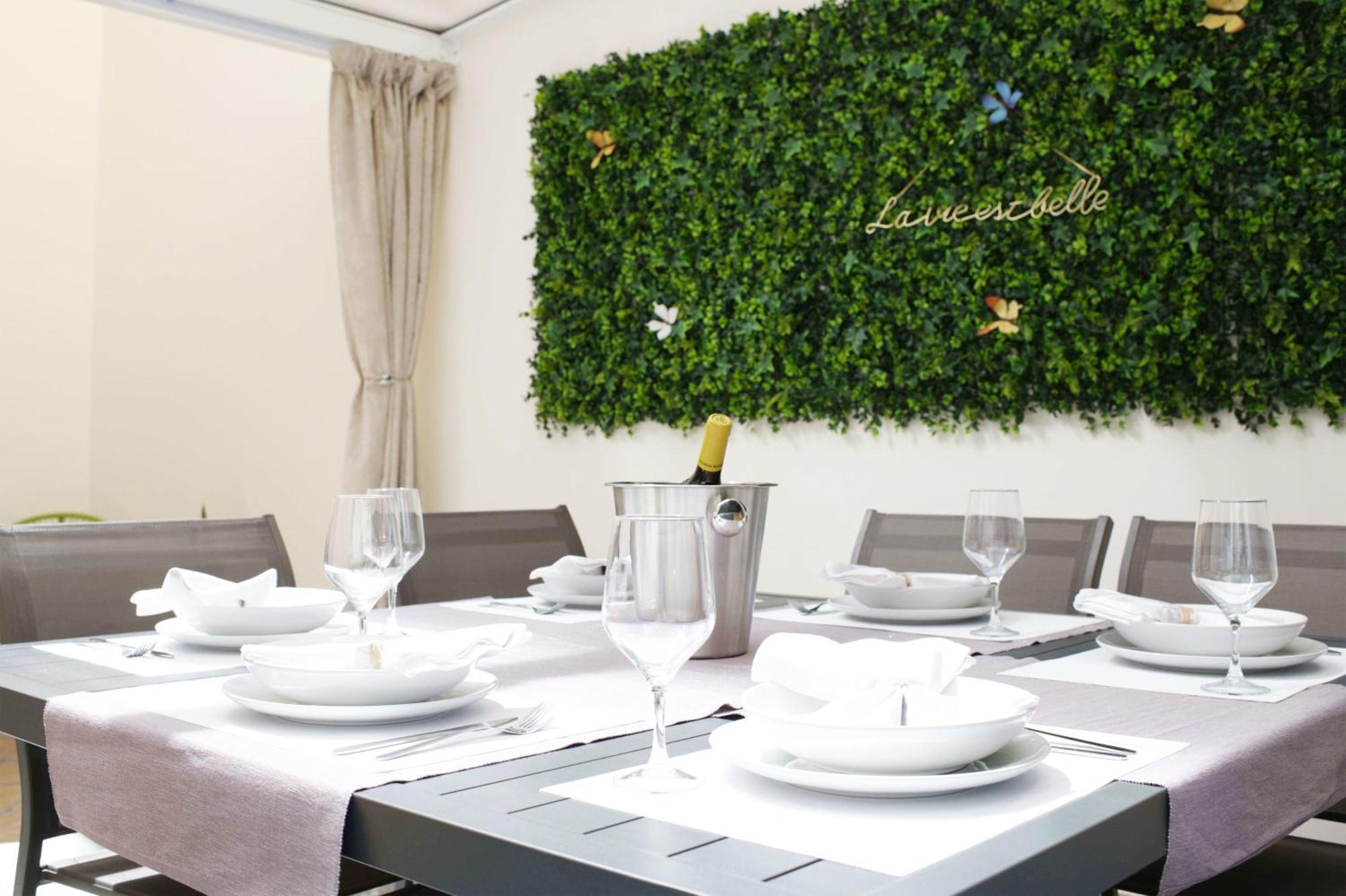 Boutique Plaza Catalonia Suites Cornella Cornellà de Llobregat Kültér fotó