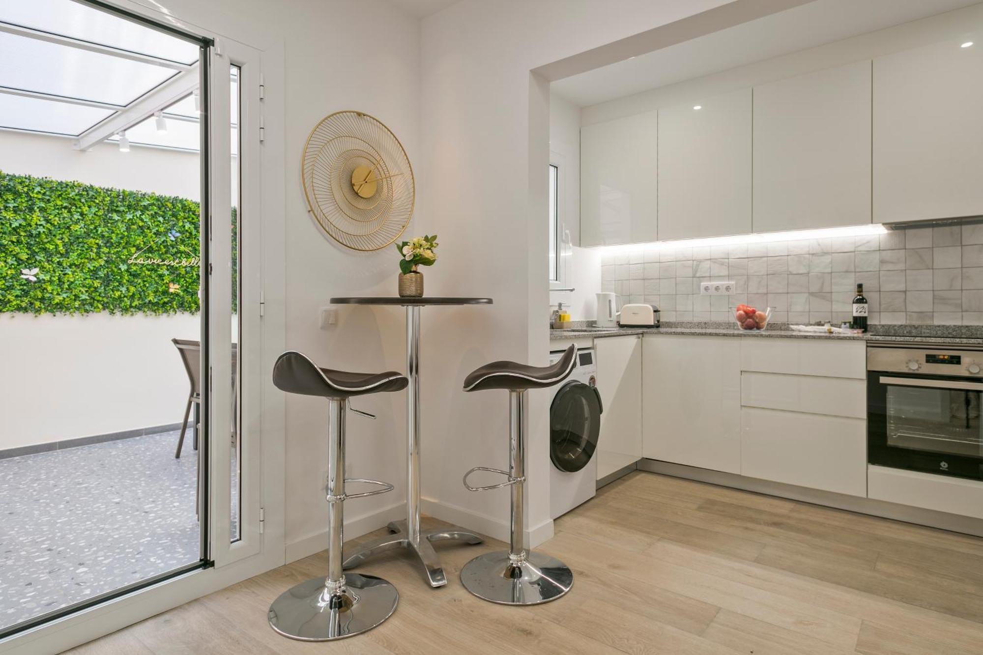 Boutique Plaza Catalonia Suites Cornella Cornellà de Llobregat Kültér fotó