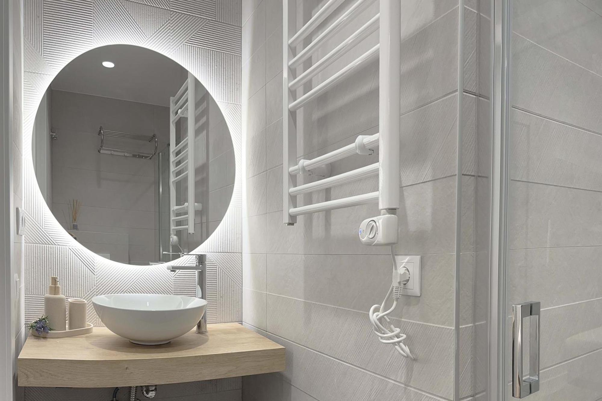 Boutique Plaza Catalonia Suites Cornella Cornellà de Llobregat Kültér fotó