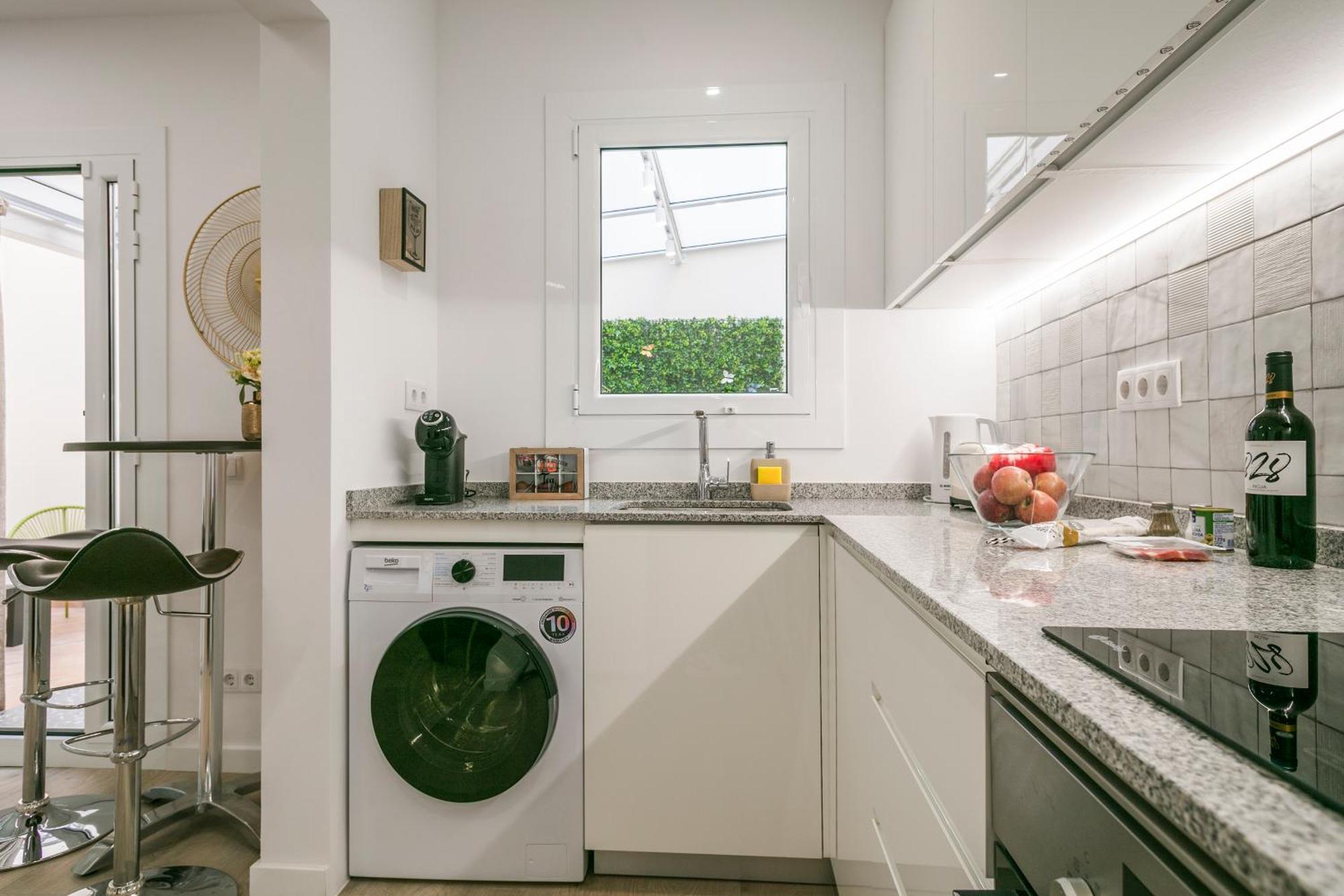 Boutique Plaza Catalonia Suites Cornella Cornellà de Llobregat Kültér fotó